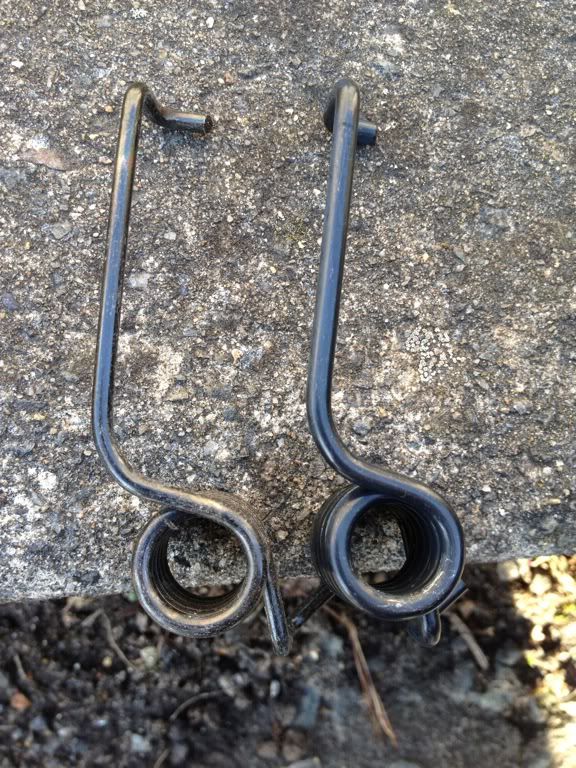 Old and new soft top springs 2