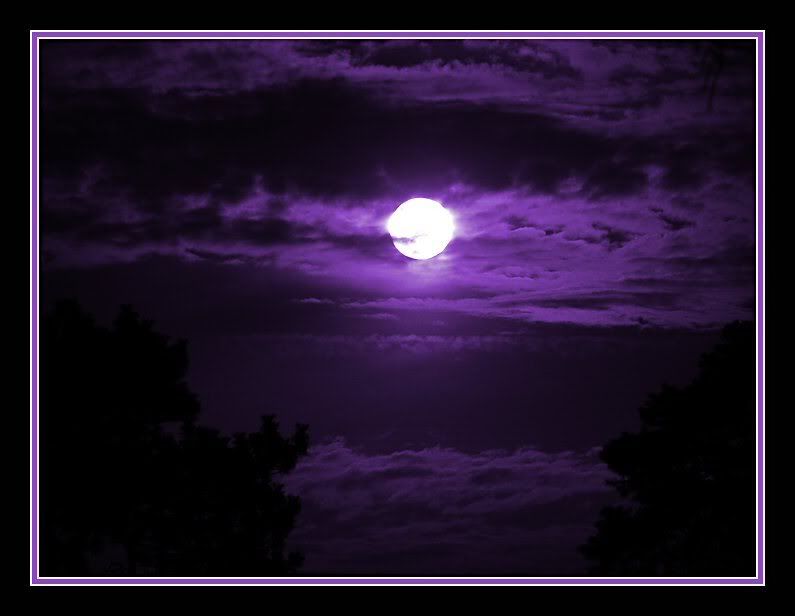 [Hình: Purple_Moon.jpg]