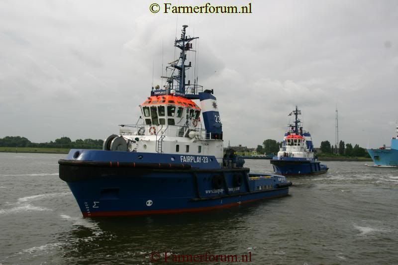 dagvandesleepvaartMaassluis2011117.jpg