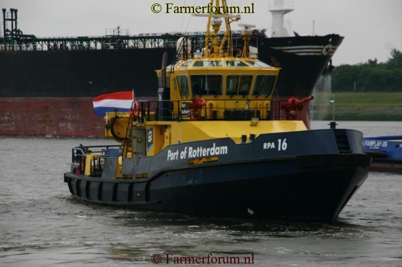 dagvandesleepvaartMaassluis2011126.jpg
