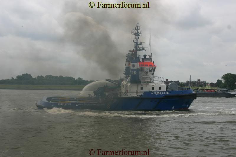 dagvandesleepvaartMaassluis2011154.jpg