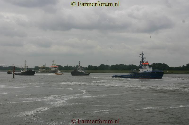 dagvandesleepvaartMaassluis2011167.jpg