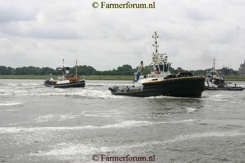 dagvandesleepvaartMaassluis2011174.jpg