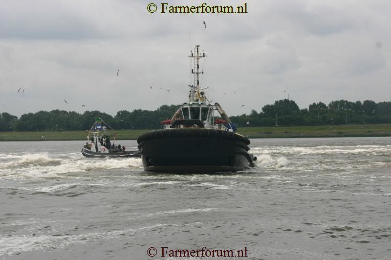 dagvandesleepvaartMaassluis2011178.jpg