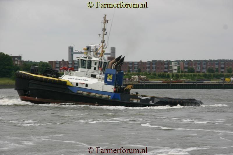 dagvandesleepvaartMaassluis2011181.jpg