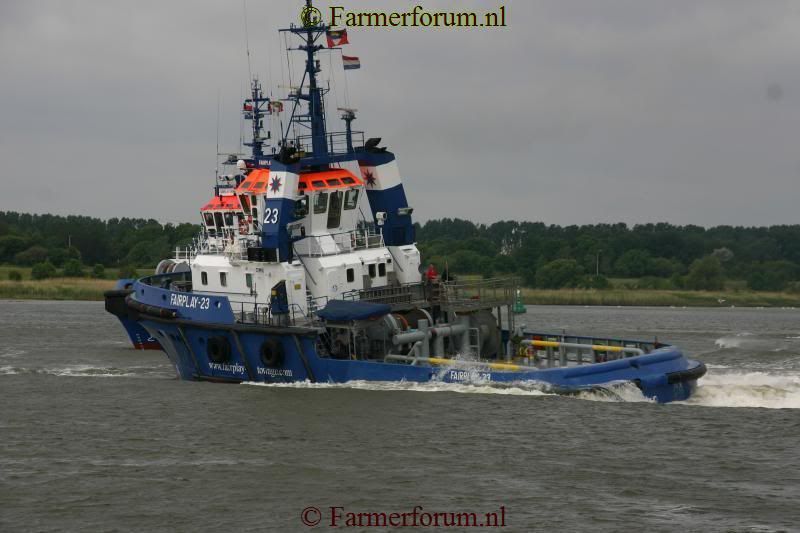 dagvandesleepvaartMaassluis2011183.jpg