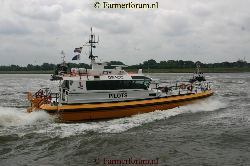 dagvandesleepvaartMaassluis2011187.jpg