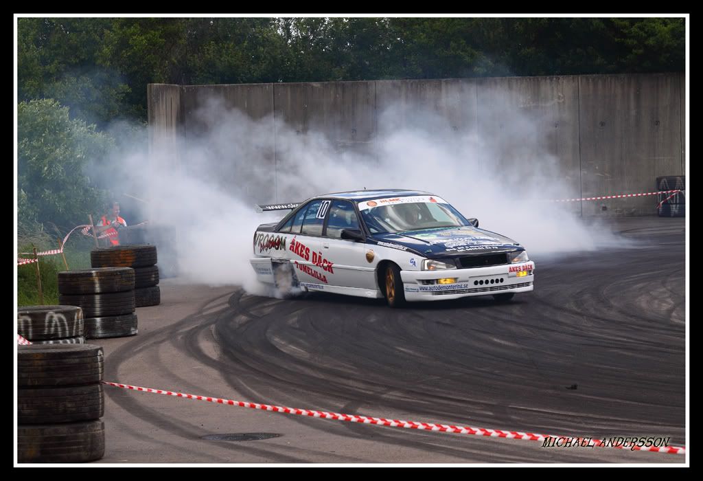 http://i933.photobucket.com/albums/ad177/Micke_a/Drifting%20Alstad/DriftingAlstad64.jpg