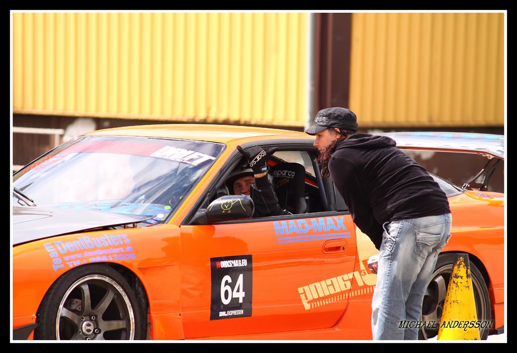 http://i933.photobucket.com/albums/ad177/Micke_a/Drifting%20Alstad/DriftingAlstad82.jpg