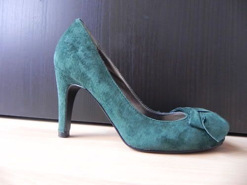 greenshoes2.jpg