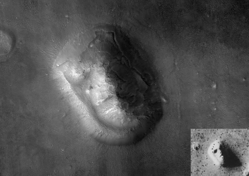 800px-Face_on_Mars_with_Inset.jpg